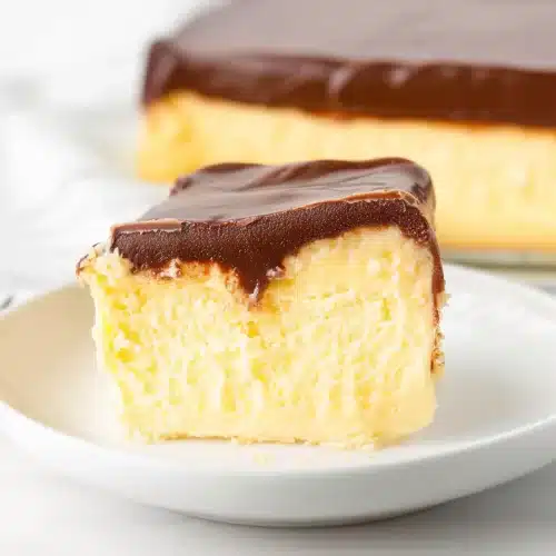 Boston Cream Pie Poke Cake Recipe
