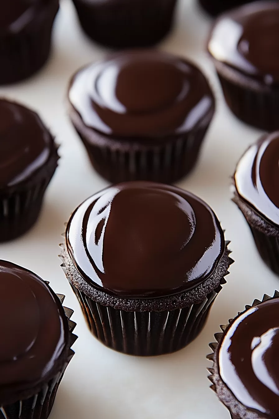 Copycat Hostess Cupcakes