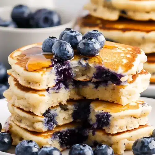 Easy Blueberry Pancakes